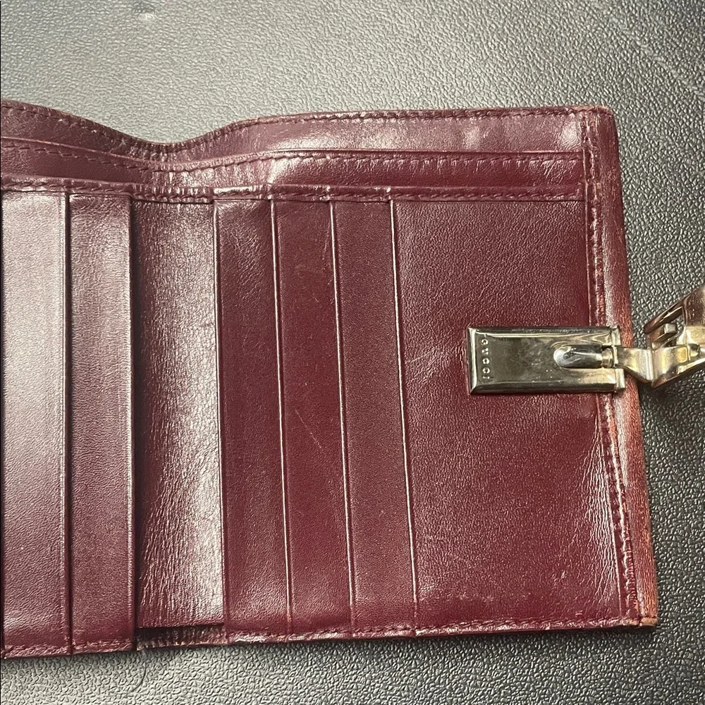 Gucci Maroon Leather Card Holder - Picture 2 of 9